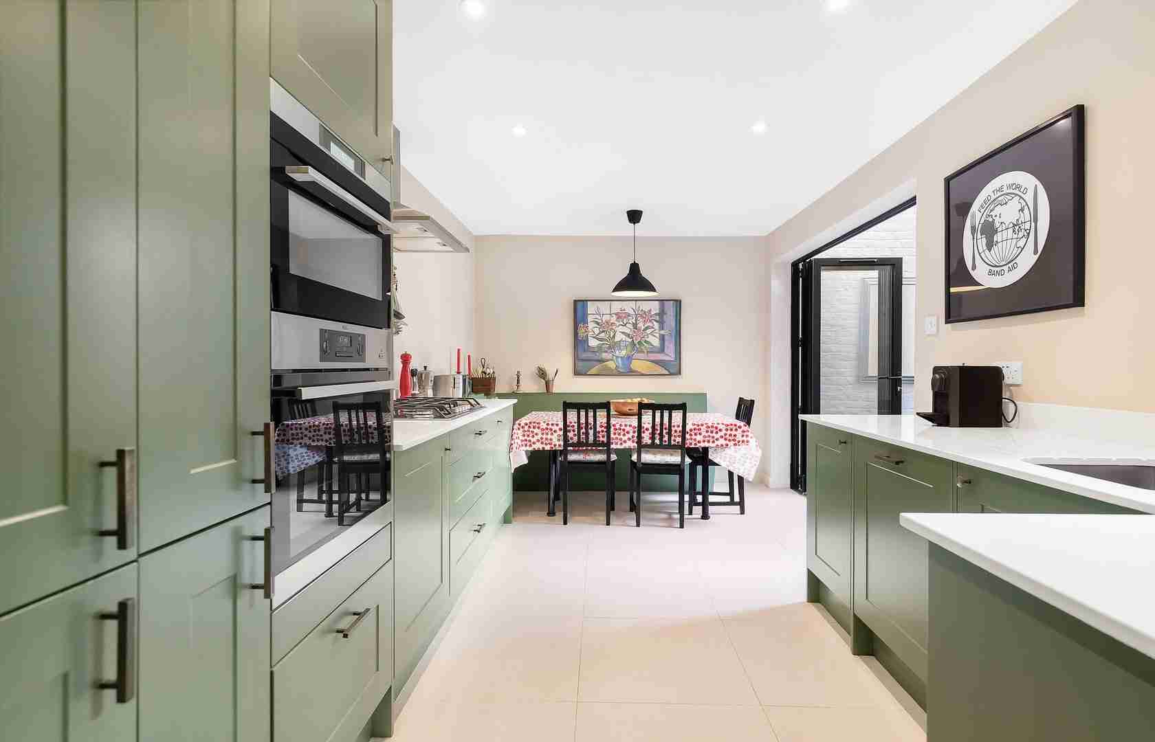 Askew Crescent Images (19)