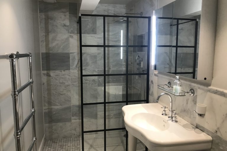 bathroom lighting by red box