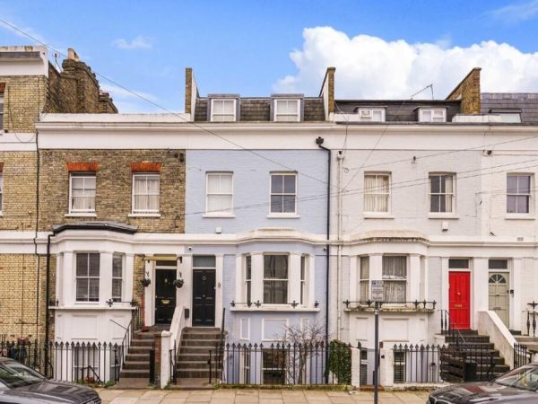 Chesson Road, West Kensington1
